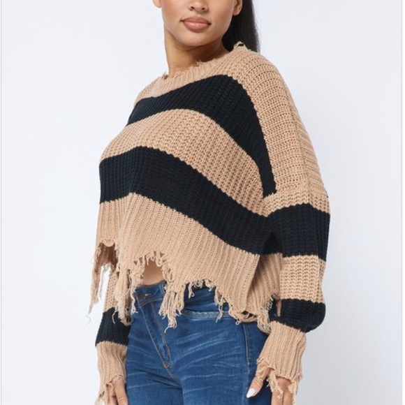 WOMEN’S MOCHA BLACK FRAYED FRINGED COLOR BLOCK CROPPED DISTRESSED SWEATER TOP - Picture 6 of 9